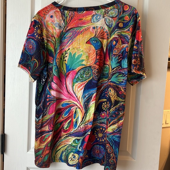 Colorful tee - Picture 3 of 3